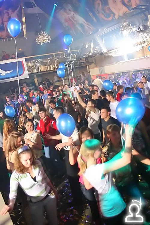 clubbing freedom