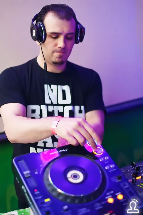 DJ PARADE / day 4