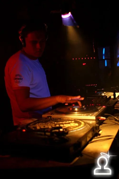 Dj Яstreb