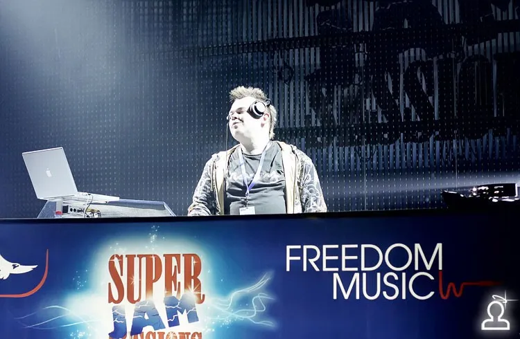 FREEDOM MUSIC