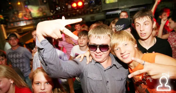 RICH & BITCH /DJ DLEE