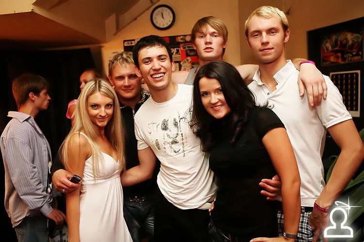 Shake it party