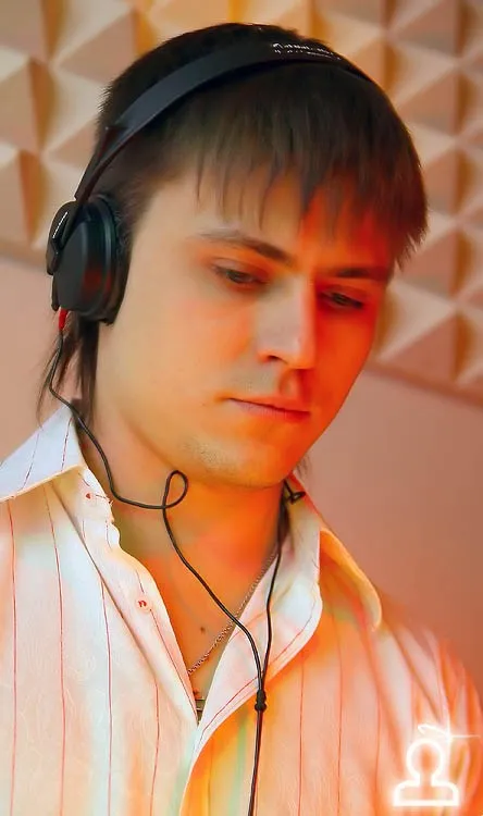 А снег идет..