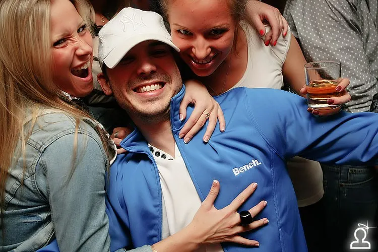 CORONA EXTRA PARTY 2 / DIGITAL DOG ( London / UK )