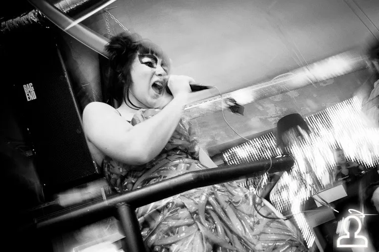 HARD TON DISCO QUEEN