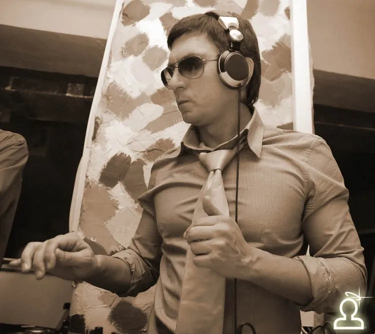 Dj Nil