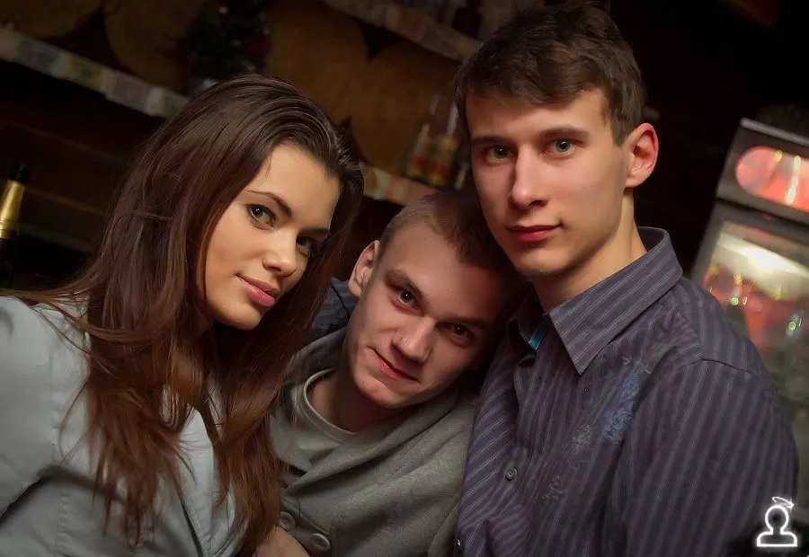 НОВЫЙ ГОД, УХОДИ