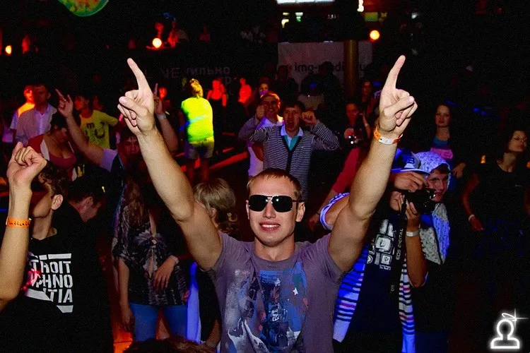 BUTTERFLY DJ SESSION 2011 / 2я ночь