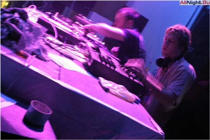 Gatecrasher 2004