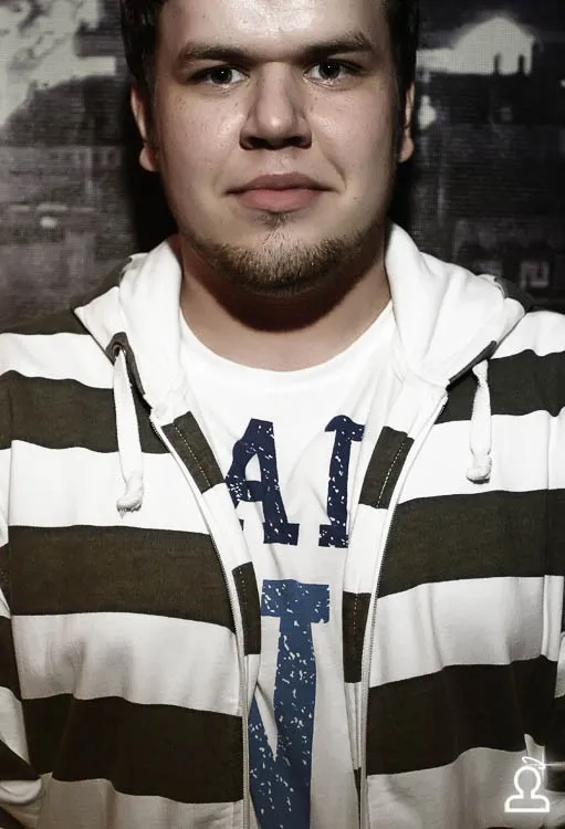 DJ CROSS