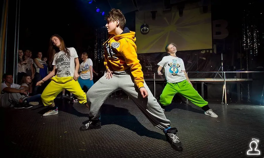 SHAKE IT PARTY