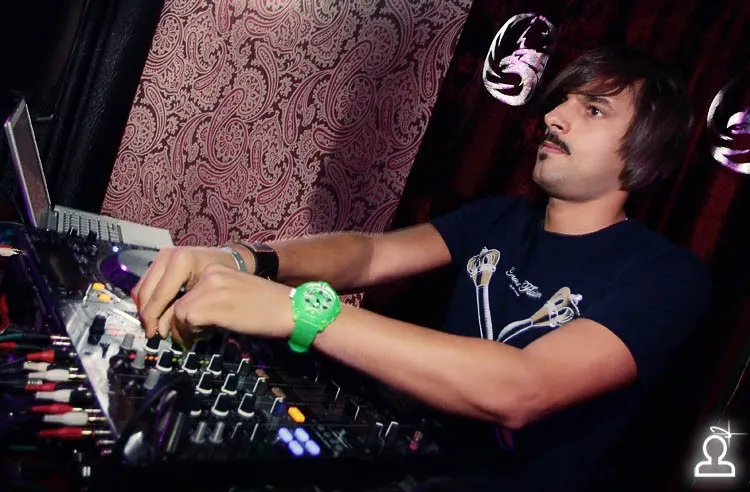 DJ MILLER