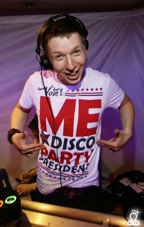 DJ FEEL