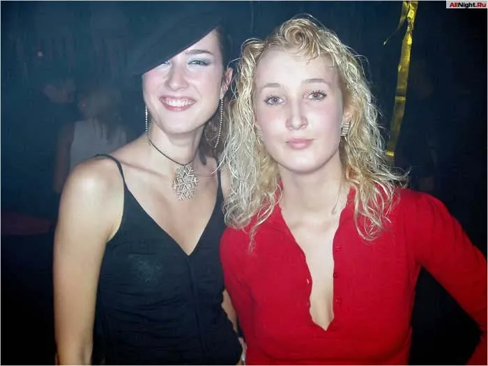 IT`S HALLOWEEN. IT`S MILLER TIME.