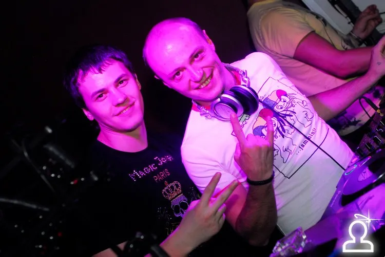 HARD ROCK SOFA LIVE & Dj SET
