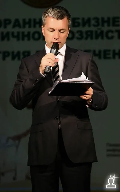 Ухо и Медведь на ярмарке