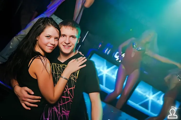 BEN DJ & MELANIE ESTELLA