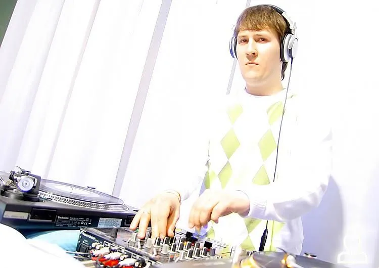Drum and Bass Arena