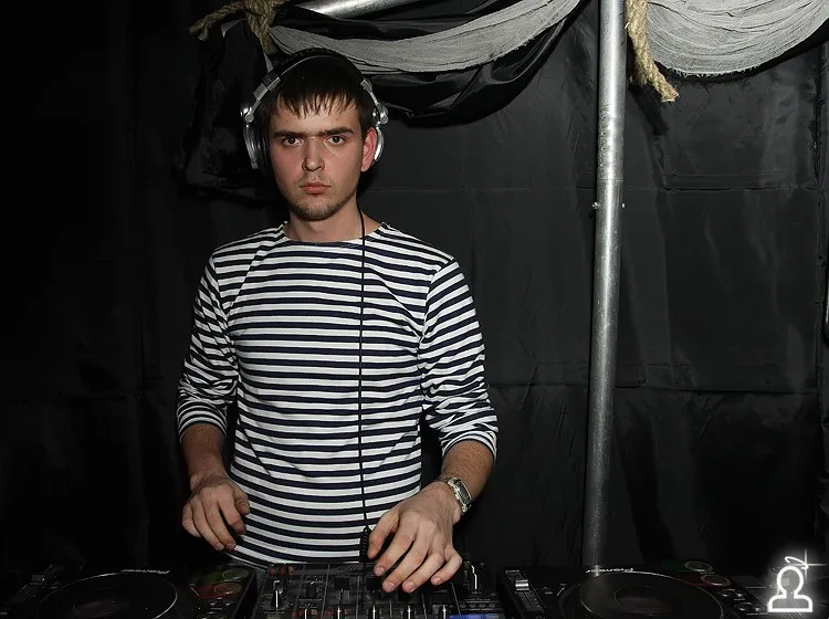 Halloween 2009 - GHOST SHIP / DJ ROSE