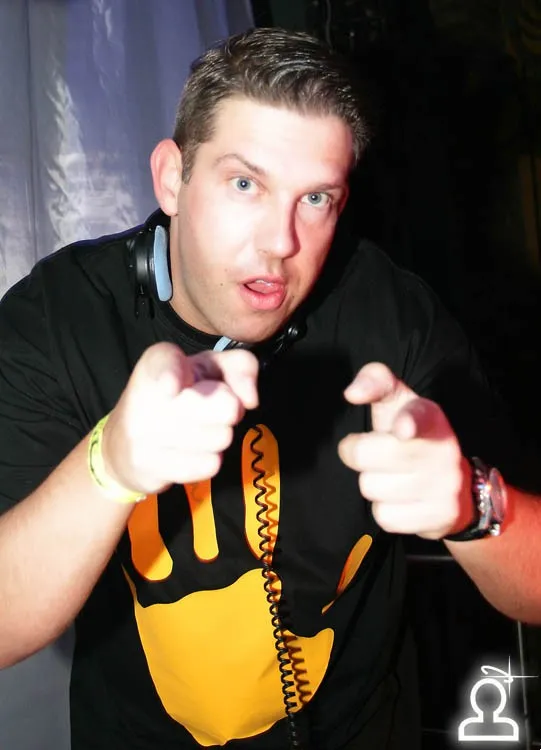 DJ DeeLight & MC SAEED