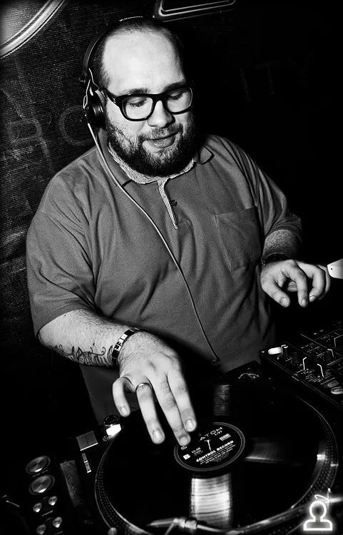 Dj Begowatt & DMC Feel