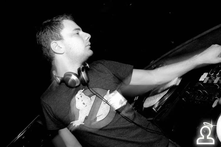 Grand Open/ Dj Smash, Dj She