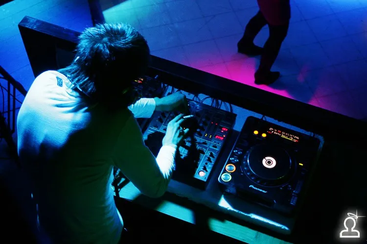 FIFA WORLD CUP PARTY: RUSSIA-SLOVENIA