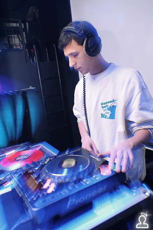 Лунайт & lookatme presents: Kolya, ti ne s toy zhivesh!!!