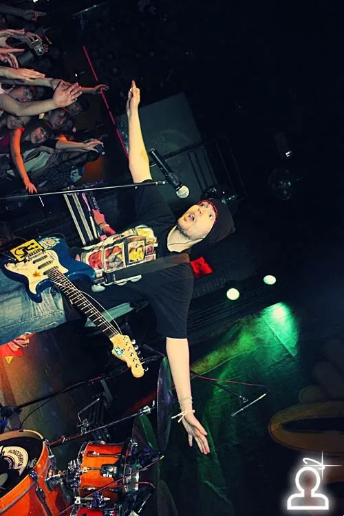 NOIZE MC