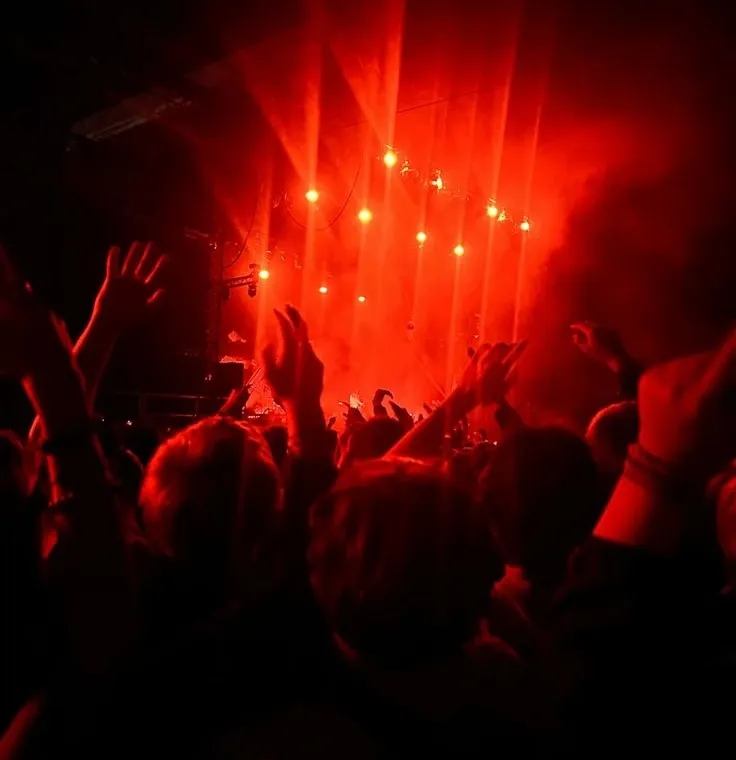 RED CLUB