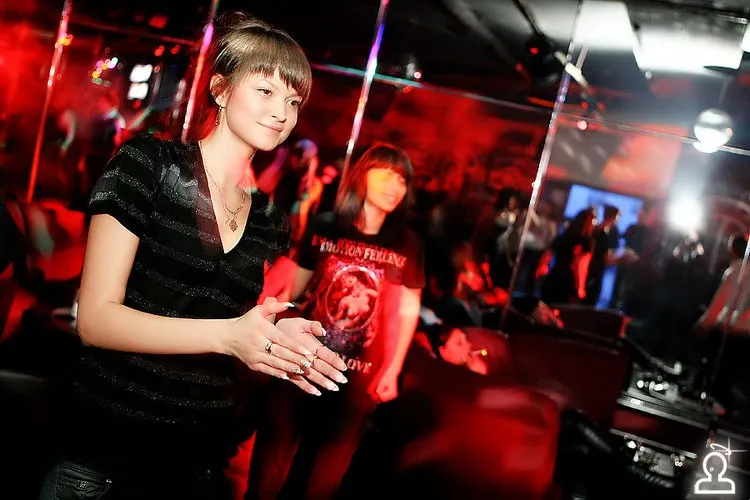 Dj Katrin VESNA