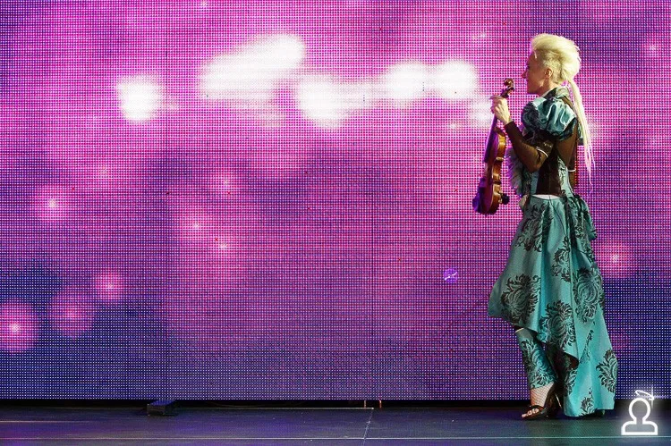 MEGA Fasion Tour