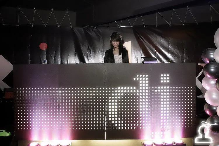 Index Club / DJ Dennis Christopher