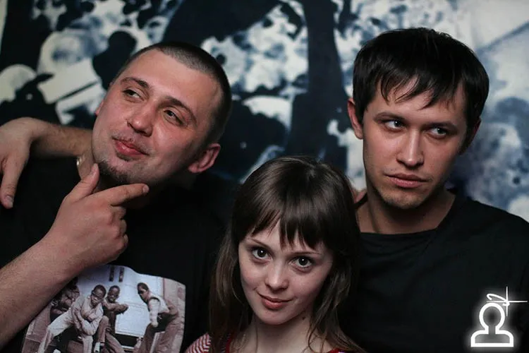 23НР