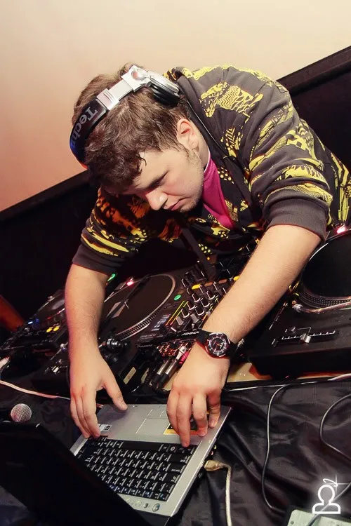 DJ Booch & DJ Nicky Jazz