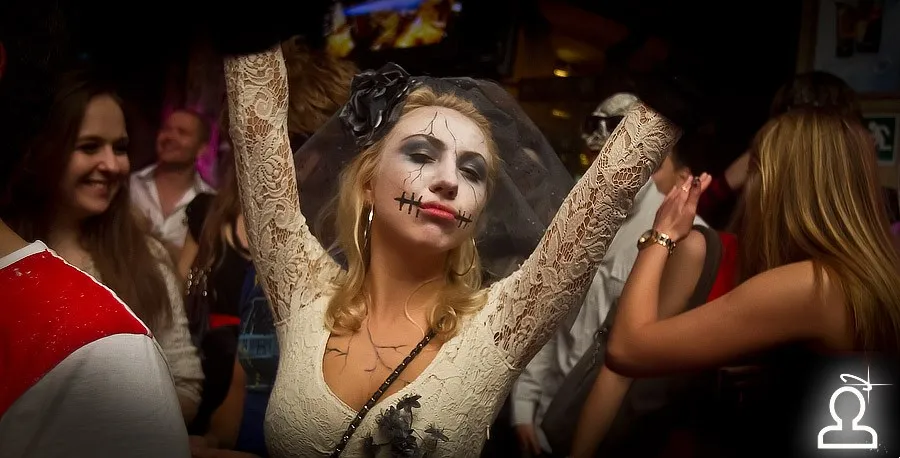 Happy HALLOWEEN TONIGHT