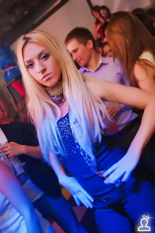 Какой я вам "папаша"?