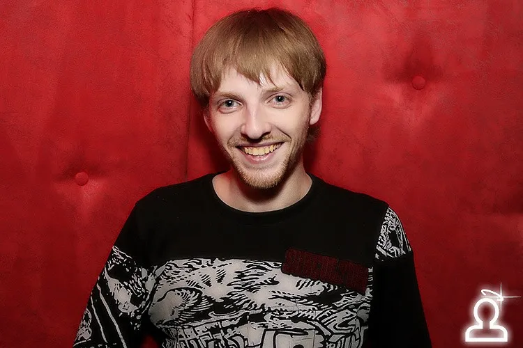 День рождения Portfolio, Dj Jay Stone