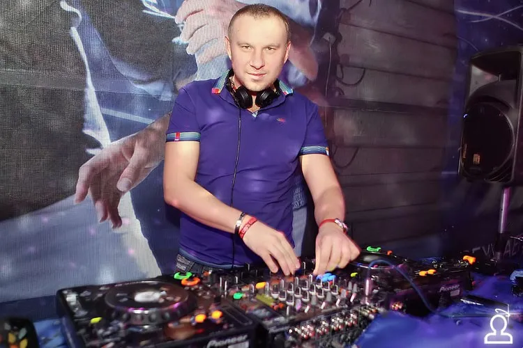 DJ Ivan Rouduk