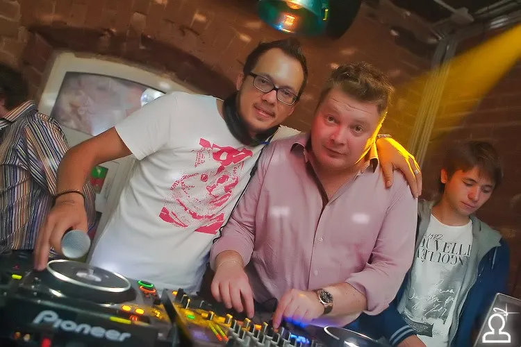 Dj Niki
