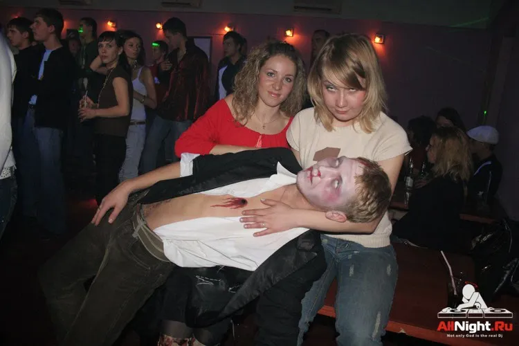 Halloween @ Base