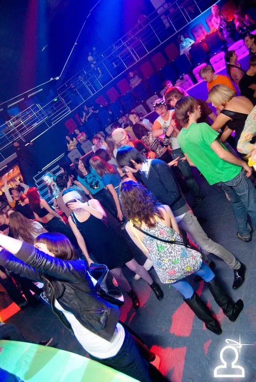 Nu Rave - Dance tonight