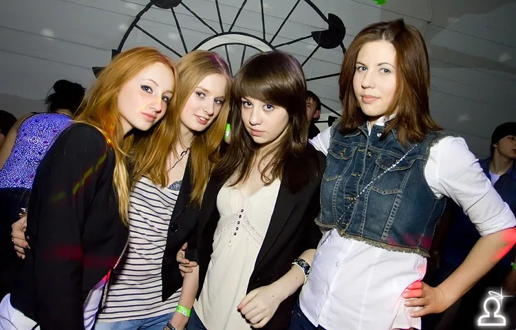 Six Regards