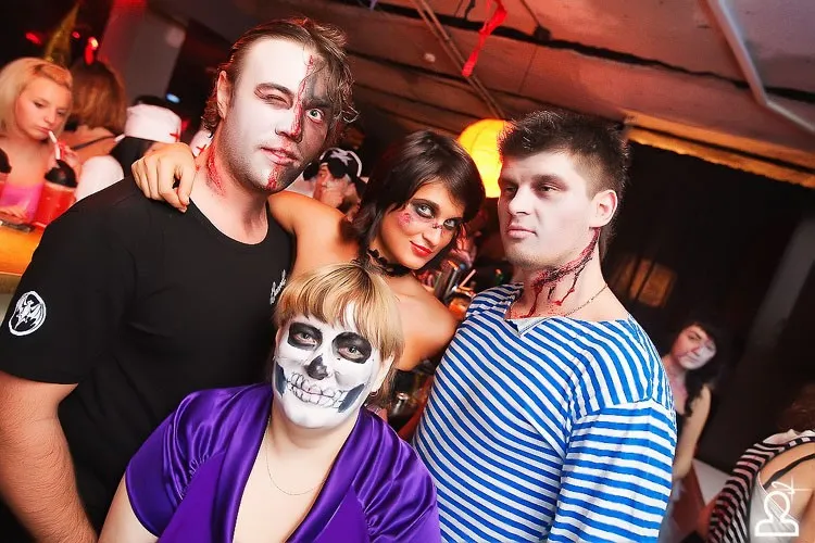Halloween - Охотники за вампирами