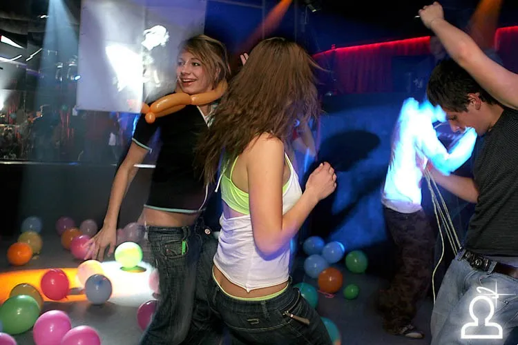 Achtung Party 3