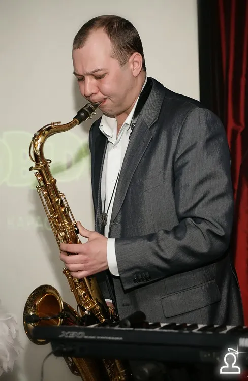 Живая музыка