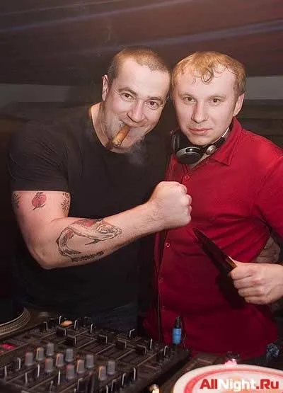 Dj List