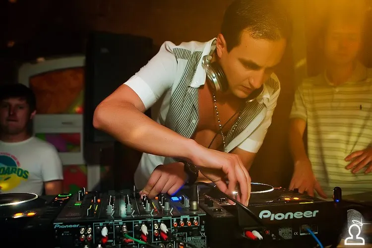Dj Dan