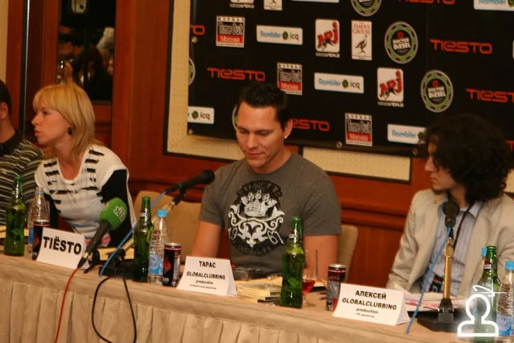 GLOBALCLUBBING Year: Ноябрь Tiesto