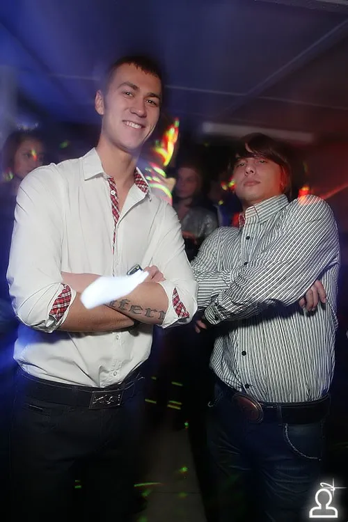 Открытие / Swanky Tunes